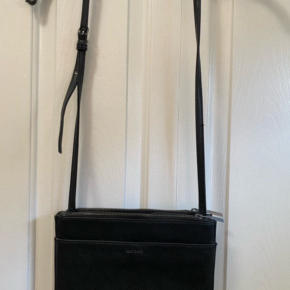 Matt and Nat black crossbody bag - Picture 2 of 2